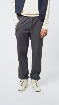 PANTALÓN JOGGER HIKER ANTRACITA