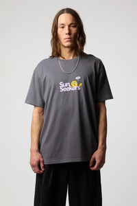 ASH SUN SEEKERS TEE
