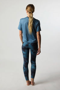 DARK BLUE TRAIN WOMAN TEE