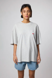 LIGHT GREY MELANGE HEART POCKET TEE