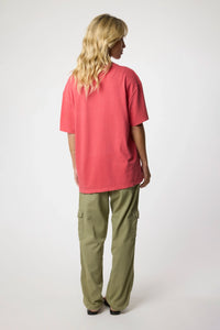 RED ICONIC TEE