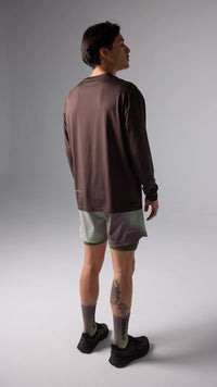 SOLID BROWN TRAIN LS TEE