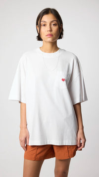 WHITE HEART POCKET TEE