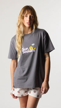 ASH SUN SEEKERS TEE