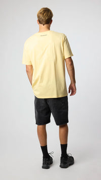 CAMISETA REEF LIGHT YELLOW